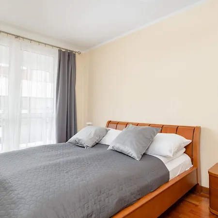 Spacious Wylotowa - By Jantar Apartment