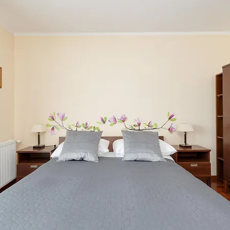 Spacious Wylotowa - By Jantar